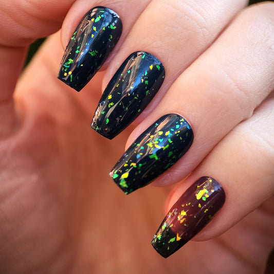 Multichrome nail flakie topper shifting yellow green blue