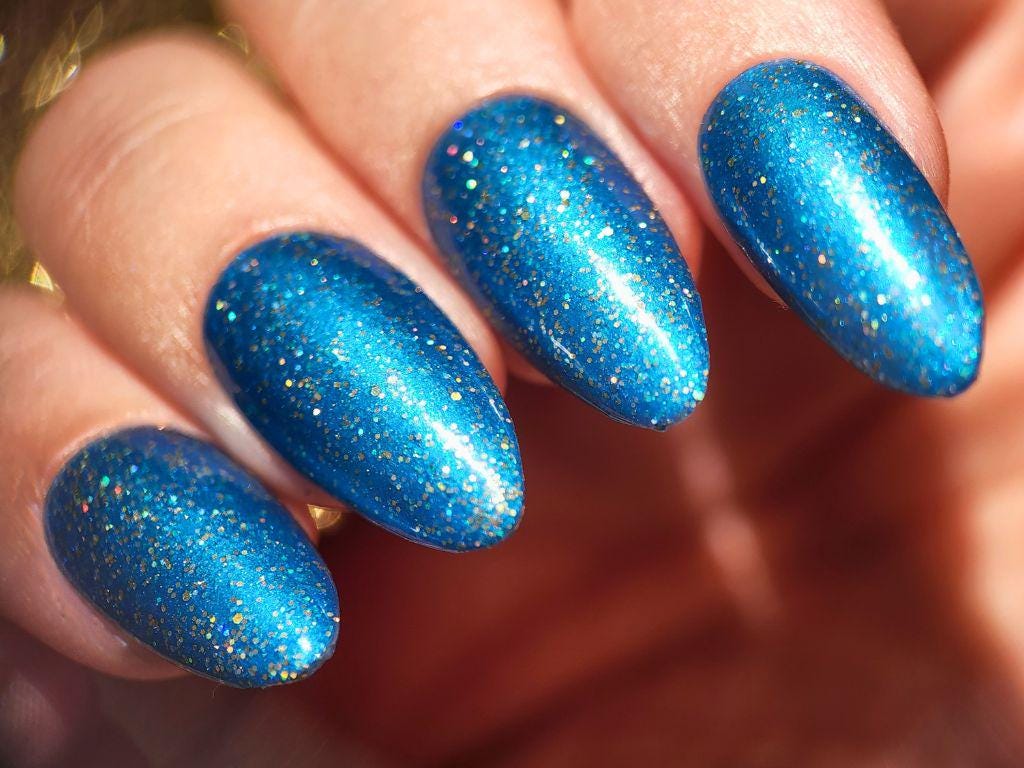 Macro swatch of Looking for a Man in Finance – indie holographic glitter polish