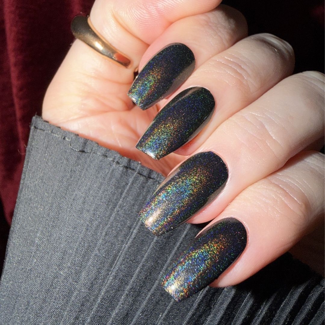 Lights Off, Holo On