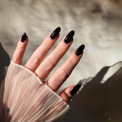 Indie Australian black nail polish – sleek glossy crème, quick-drying and durable