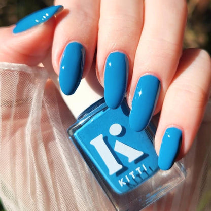 Vegan non toxic blue nail polish – quick-drying, long-lasting formula