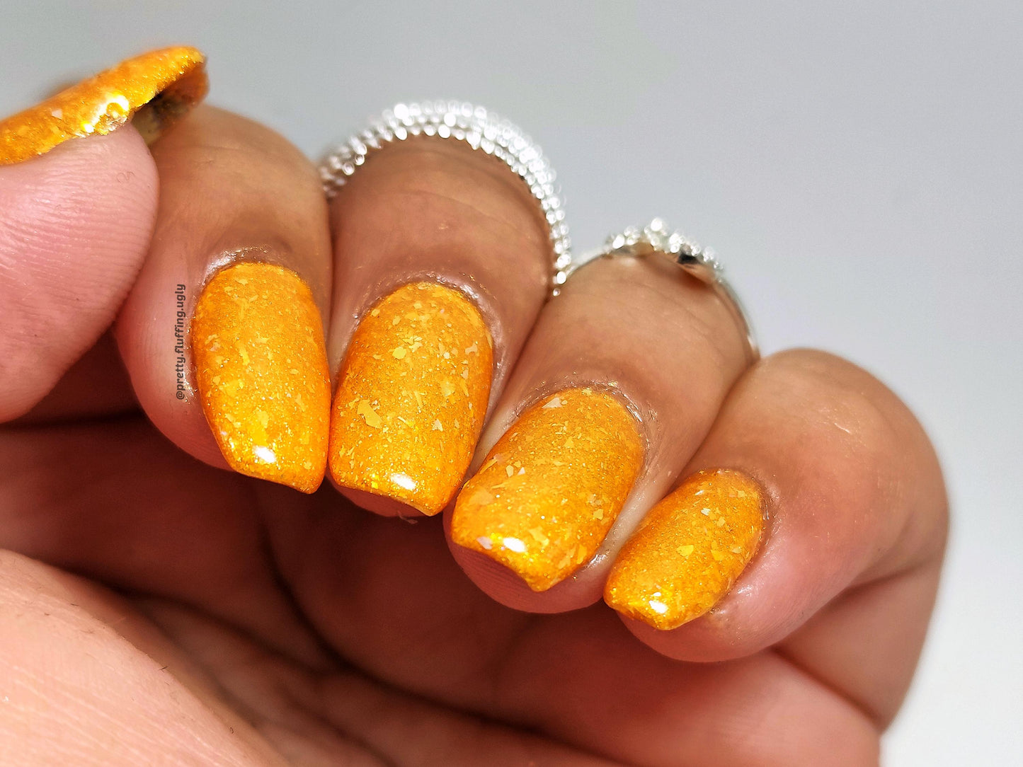Long-lasting quick-dry shimmer polish – warm jelly shade