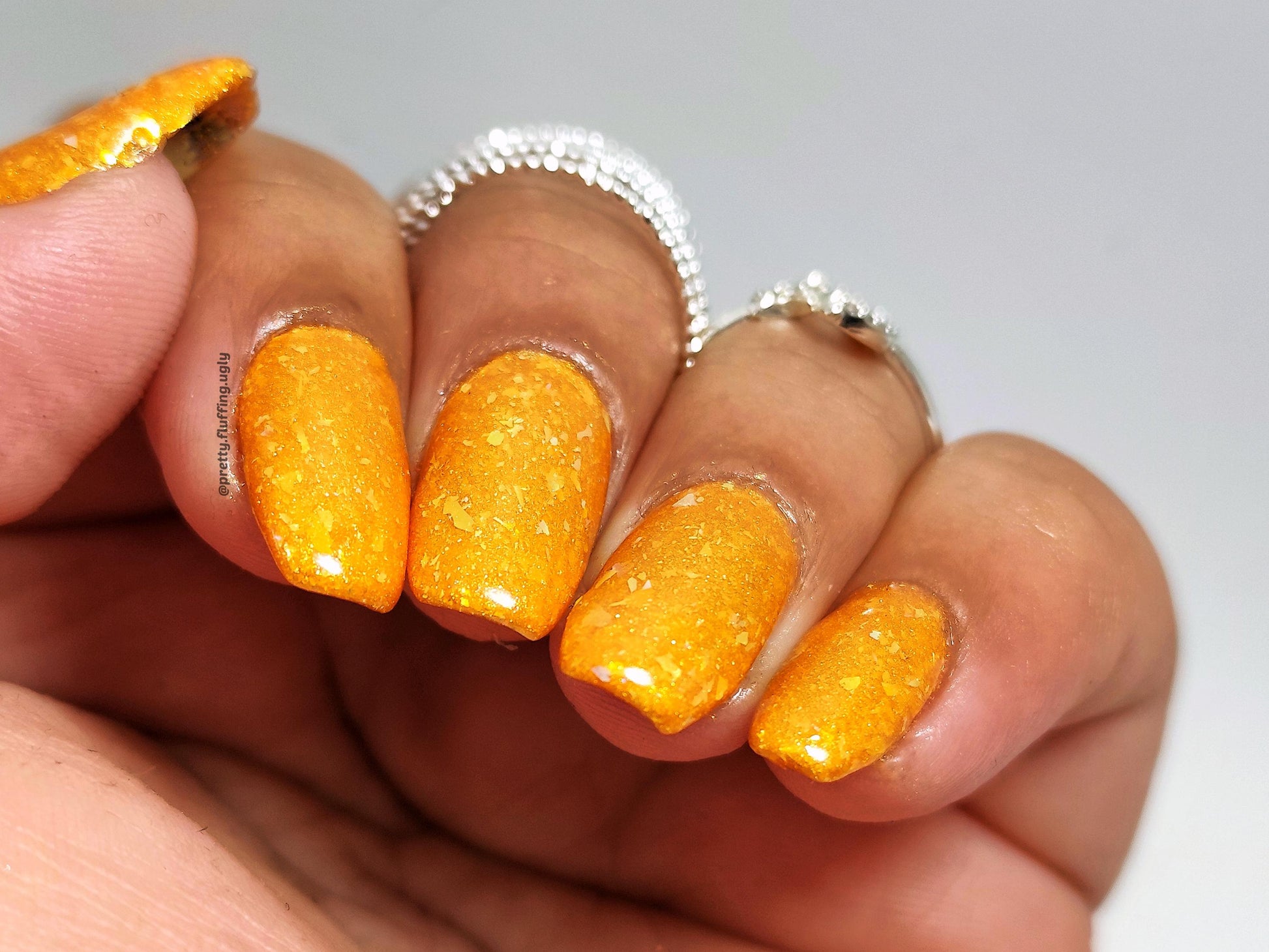 Long-lasting quick-dry shimmer polish – warm jelly shade